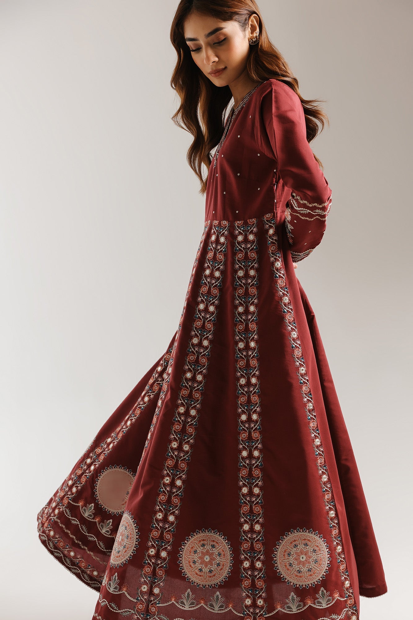 EMBROIDERED DRESS (E4066/103/304) – Nour