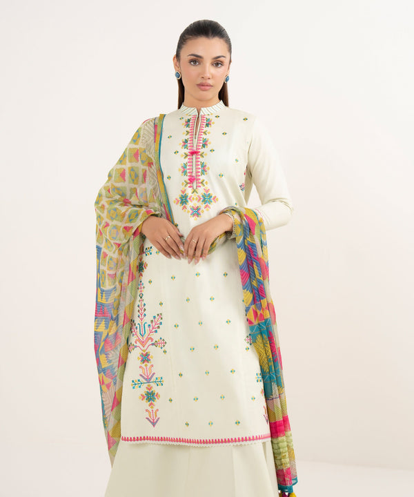 2 Piece - Embroidered Cotton Suit 02DEDY25V65B