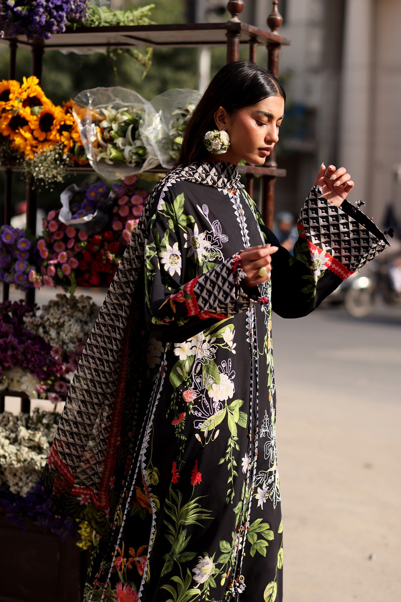 Zaha - Festive Lawn '26 Wildflower – Nour