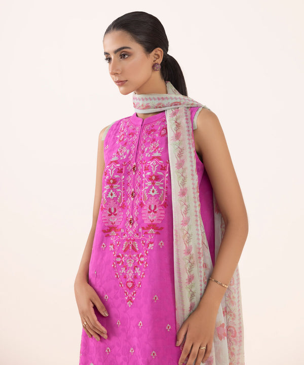 3 Piece - Embroidered Jacquard Suit 0U3PEST25V65
