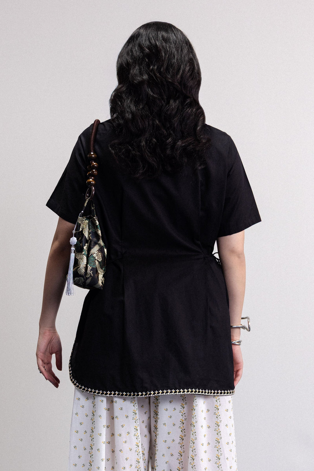 MIDNIGHT-COLA – Nour