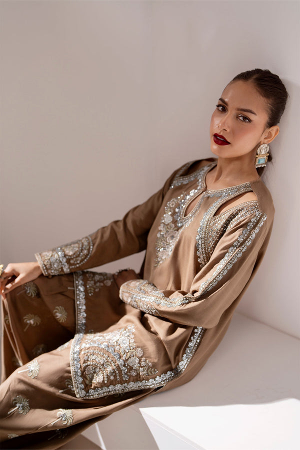 EMBROIDERED SUIT (E0921/104/816)