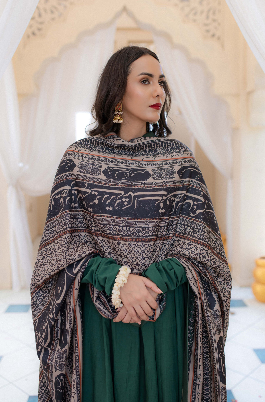 Rashk (Envious Moon) - Green & Beige Shawl – Nour