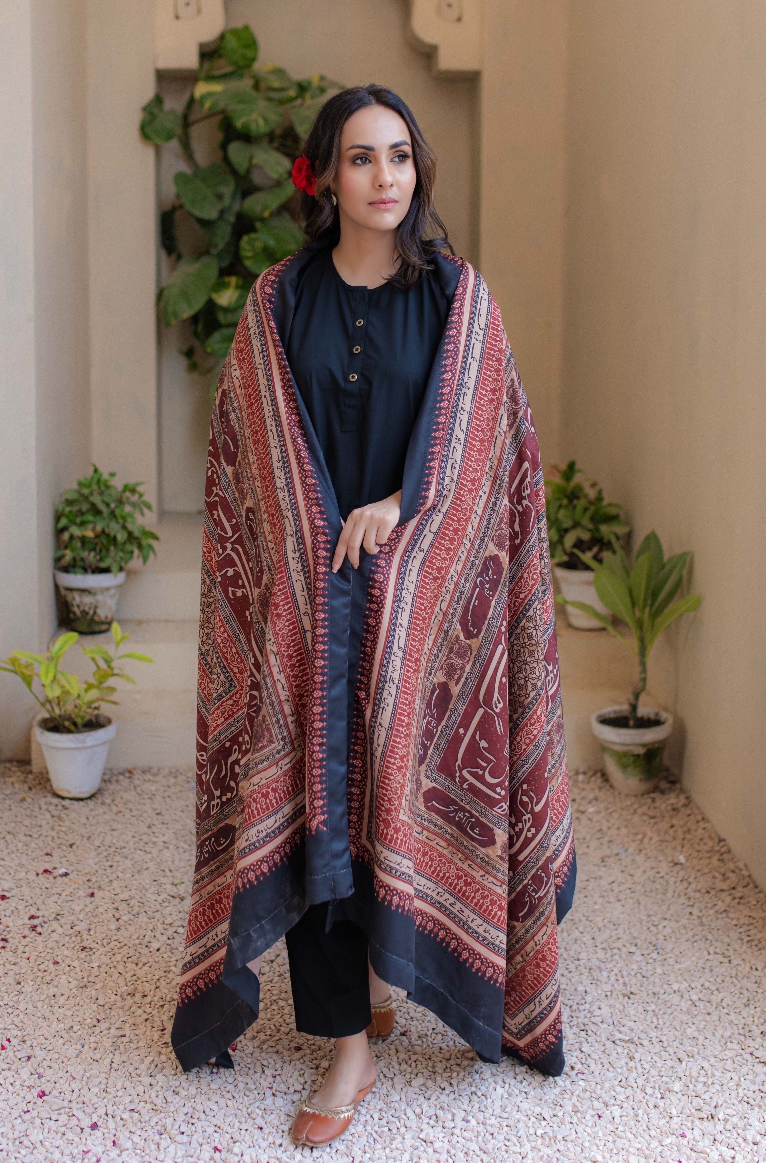 Rashk (Envious Moon) - Maroon & Tan Shawl – Nour