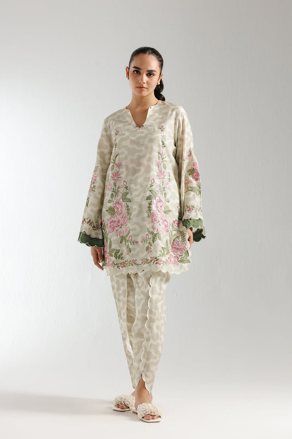 EMBROIDERED SUIT (E2990/103/817)
