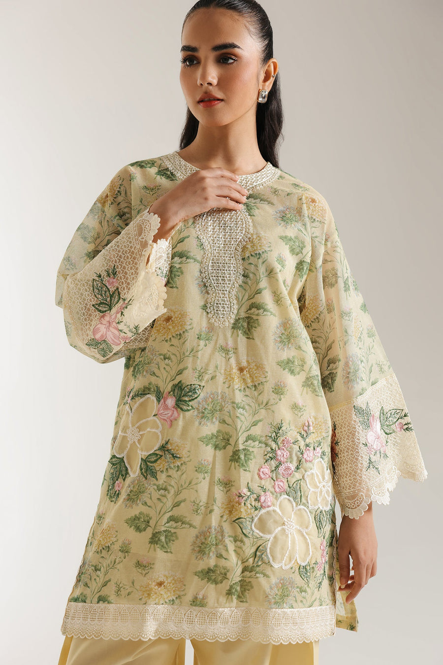 EMBROIDERED SUIT (E3199/103/110)
