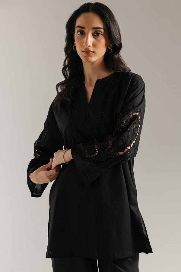 EMBROIDERED KURTI (E5848/102/902)