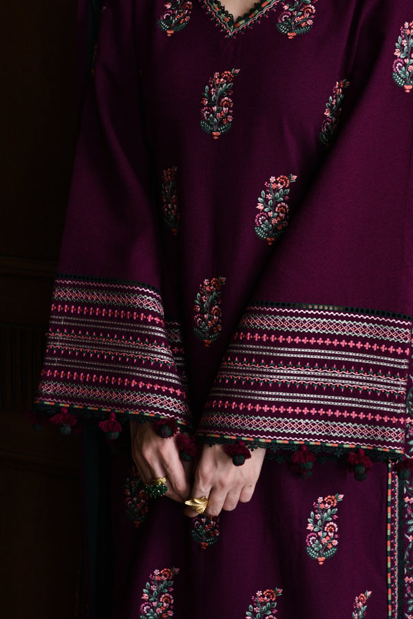 DEEP PLUM LUXURY EMBROIDERED KARANDI SET (NEL-25627)