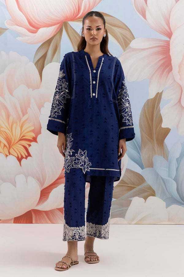 Stitched Embroidered Shirt Ss25Ese872