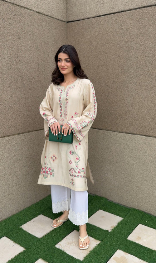 Ivory Blossam Embroidered Kurta