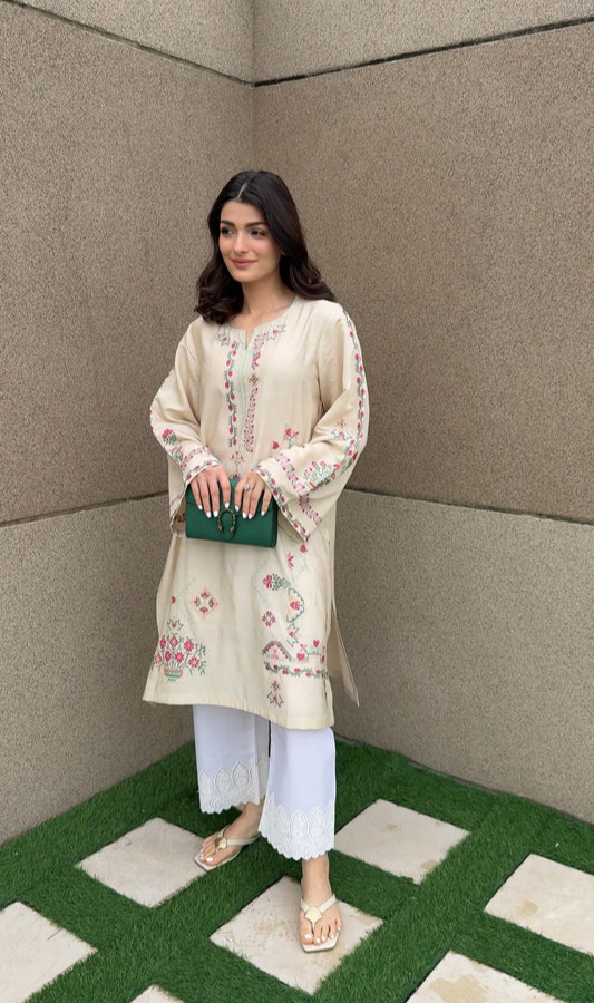 Ivory Blossam Embroidered Kurta