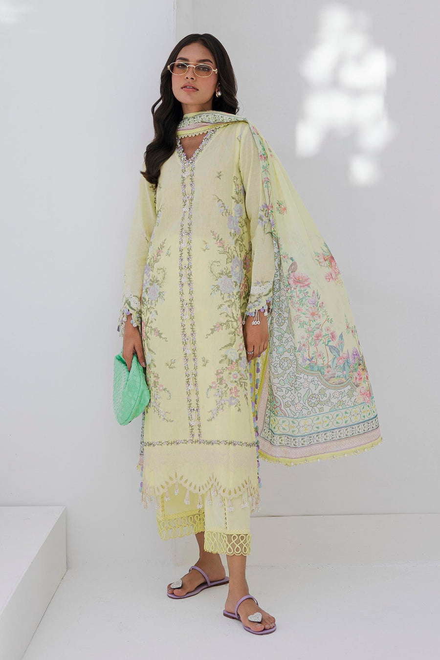Unstitched Lawn 3 Piece Suit (M252-009A-CL)